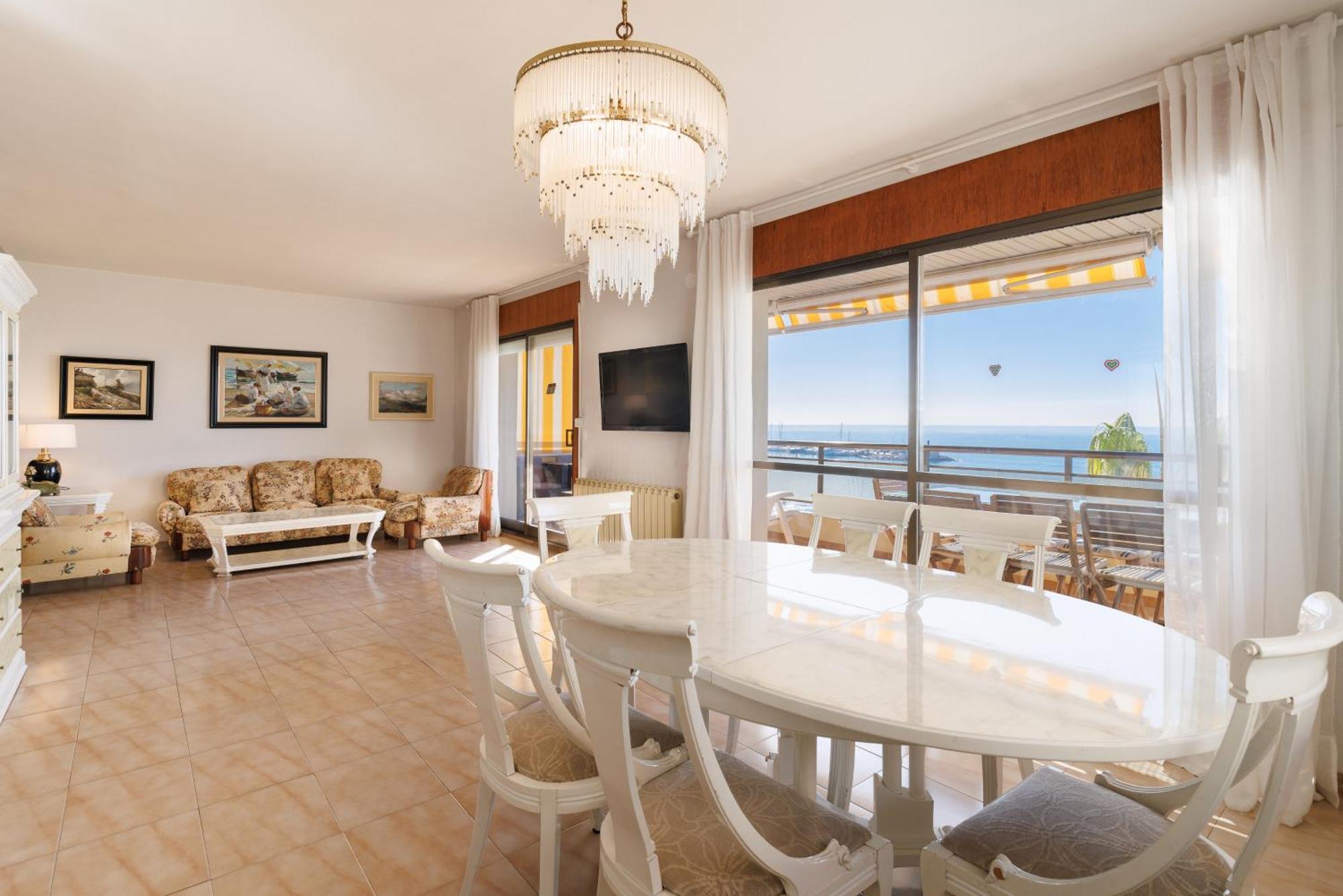 Apartamento Apartamento para 8 sobre el mar Salou Exterior foto