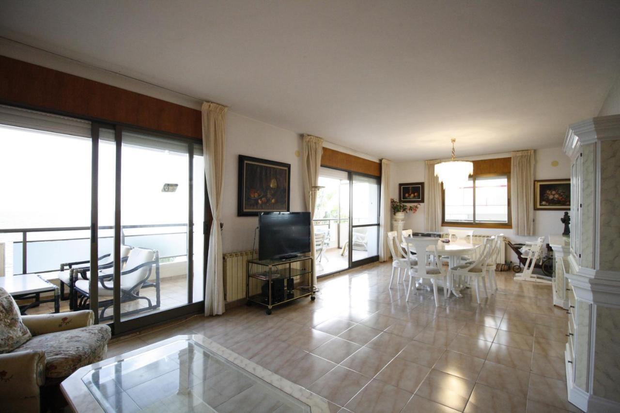 Apartamento Apartamento para 8 sobre el mar Salou Exterior foto