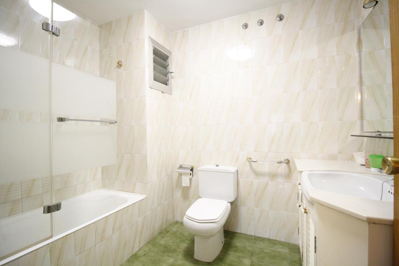 Apartamento Apartamento para 8 sobre el mar Salou Exterior foto