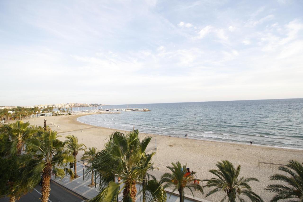 Apartamento Apartamento para 8 sobre el mar Salou Exterior foto
